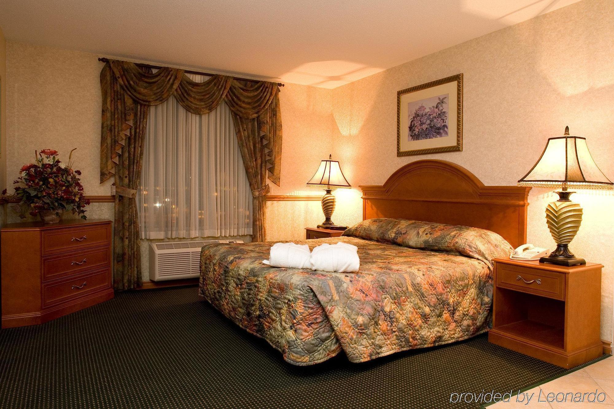 Clarion Hotel & Conference Centre Шервуд-Парк Экстерьер фото